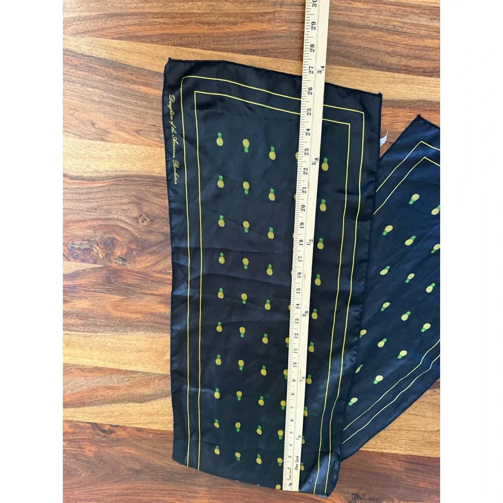 DAR Daughters of the American Revolution Navy Pineapple Oblong Scarf Gold Trim